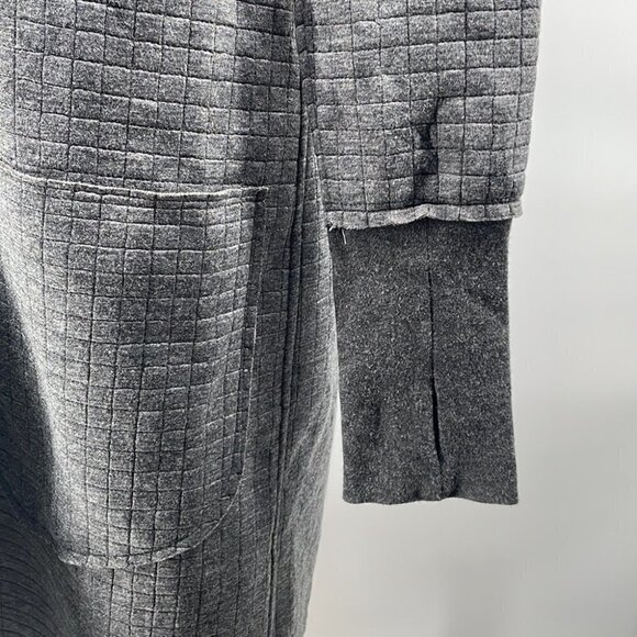 REBECCA King grey long cardigan Shacket thumbholes minimalist career casual sz m - Picture 11 of 13